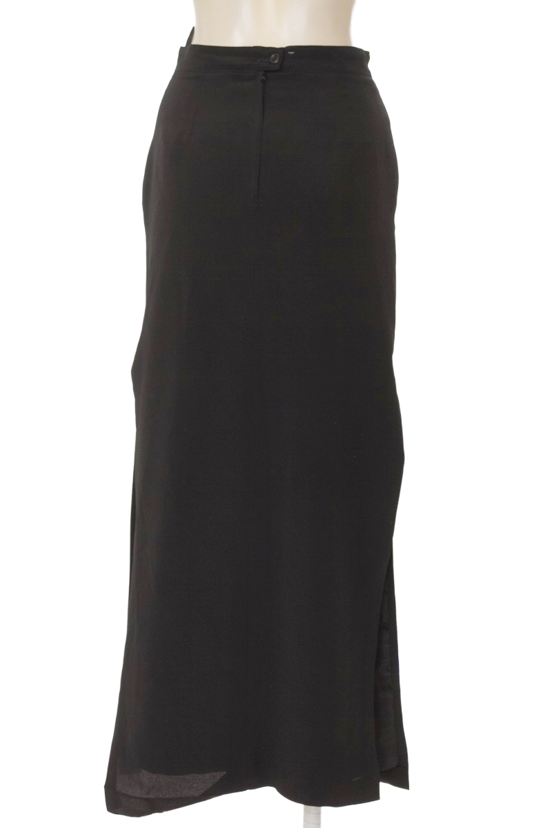 Falda color Negro - Closeando