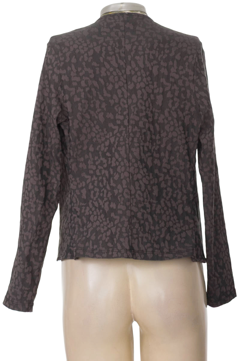 Chaqueta / Abrigo color Gris - Closeando