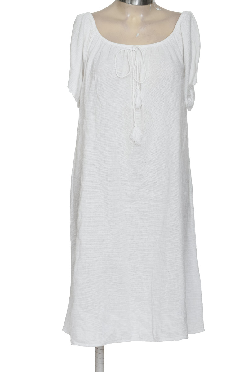 Vestido / Enterizo color Blanco - Closeando