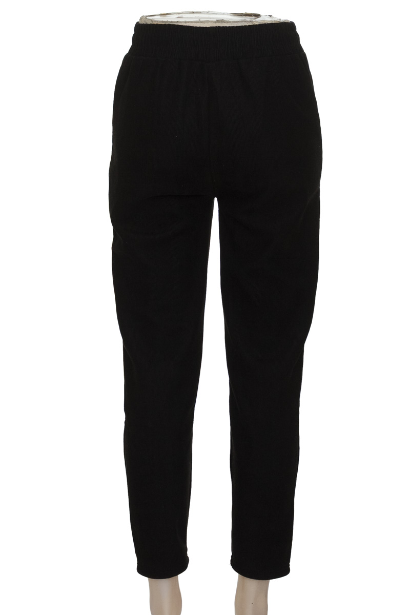 Pantalones color Negro - Closeando