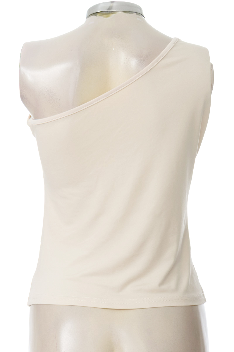Blusa color Beige - Closeando