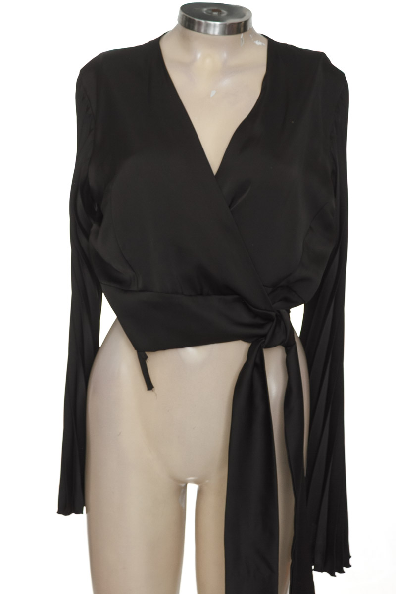 Blusa color Negro - Claudia Galindo