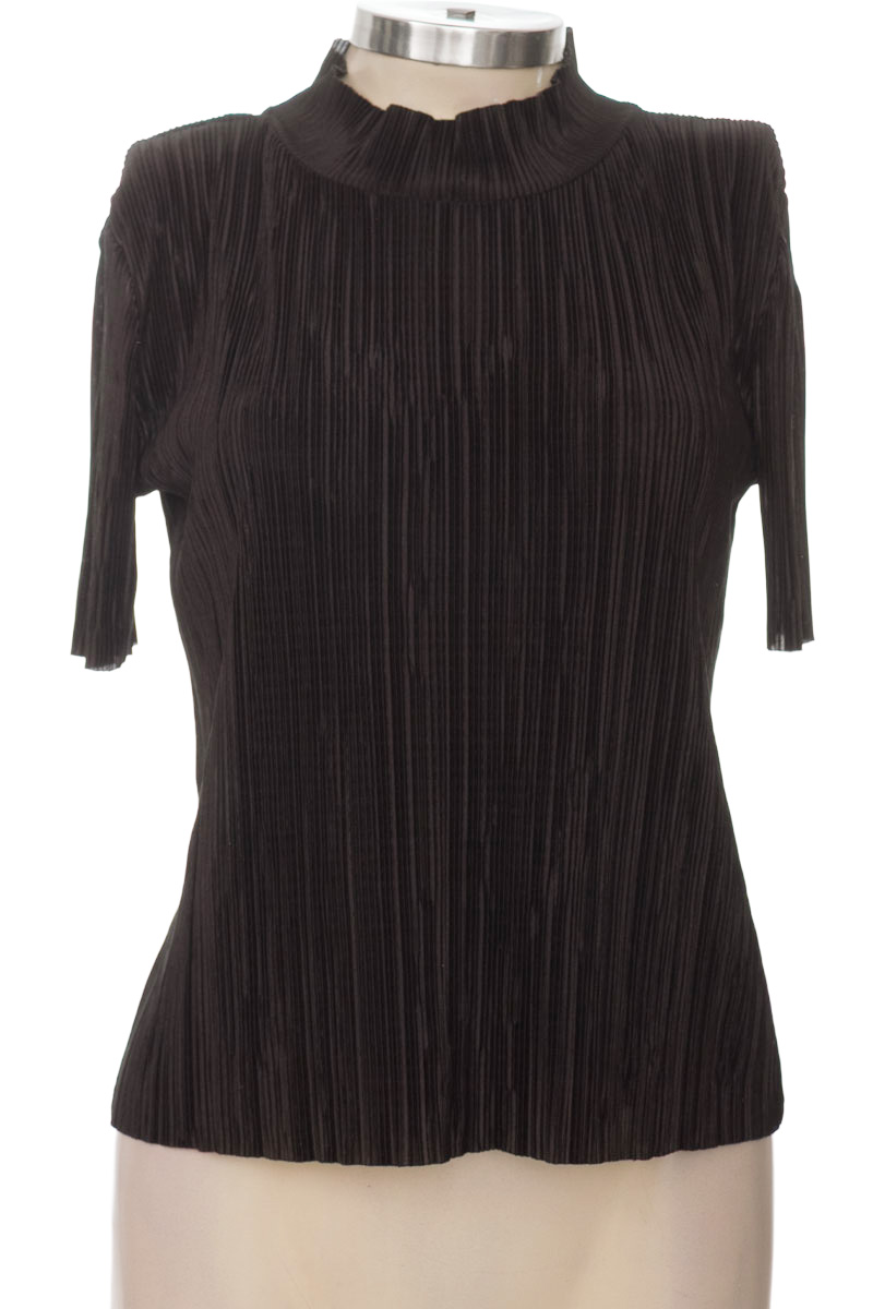 Top / Camiseta color Negro - Zara