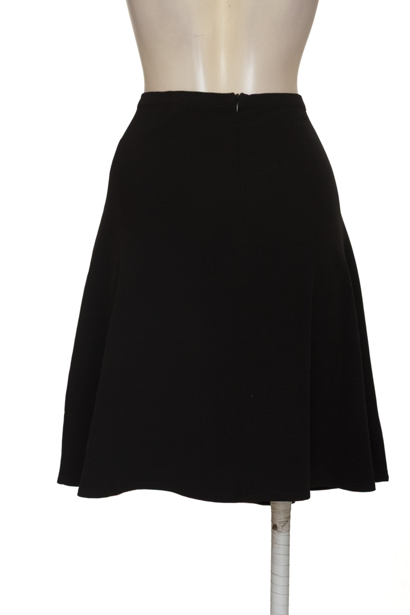 Falda color Negro - PATPRIMO