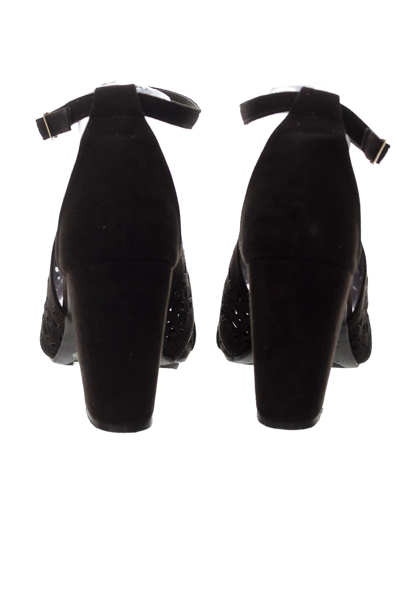 Zapatos color Negro - Luichiny