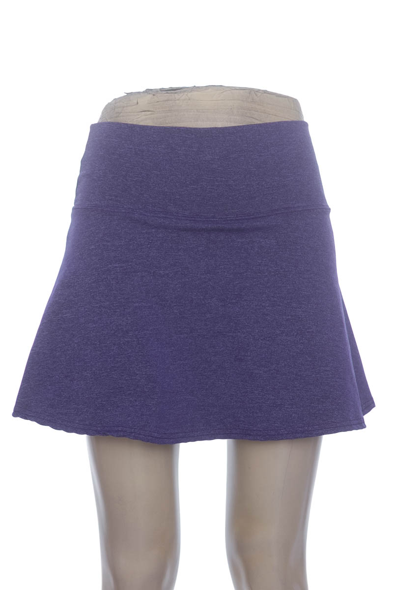 Ropa Deportiva / Salida de Baño color Morado - Closeando