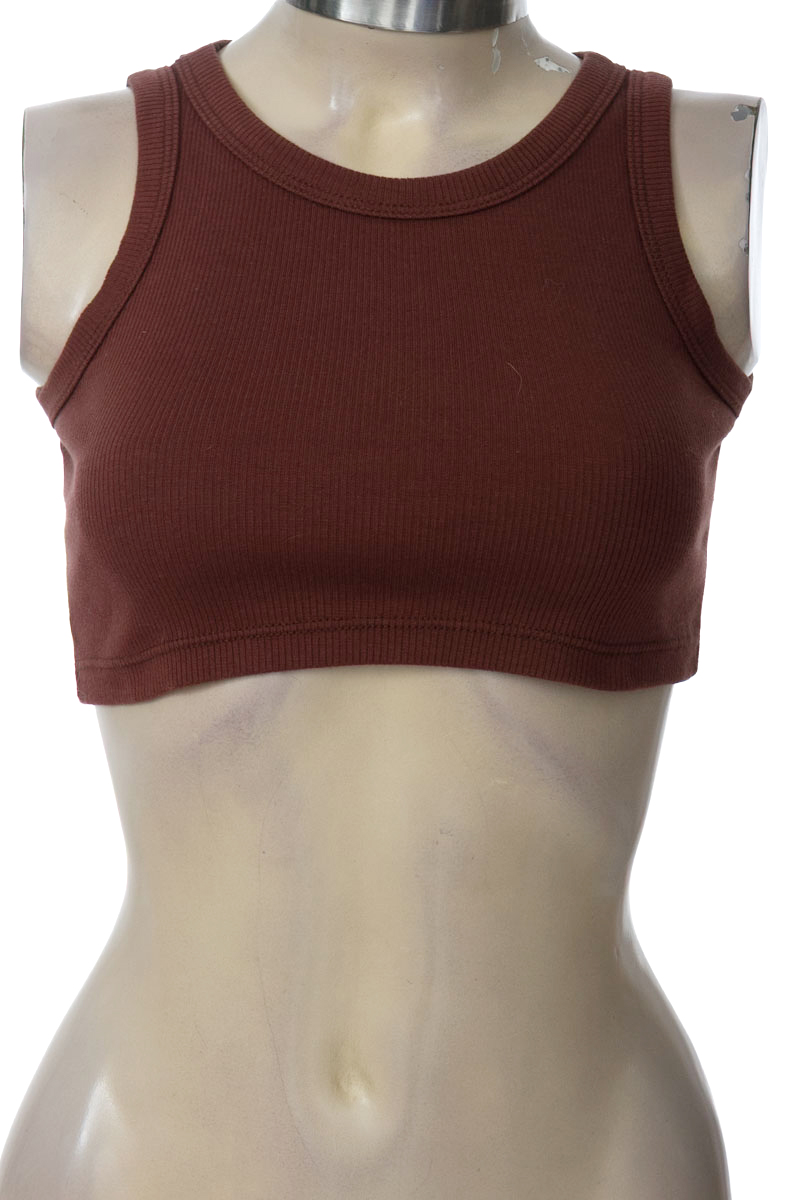 Top / Camiseta color Café - Closeando