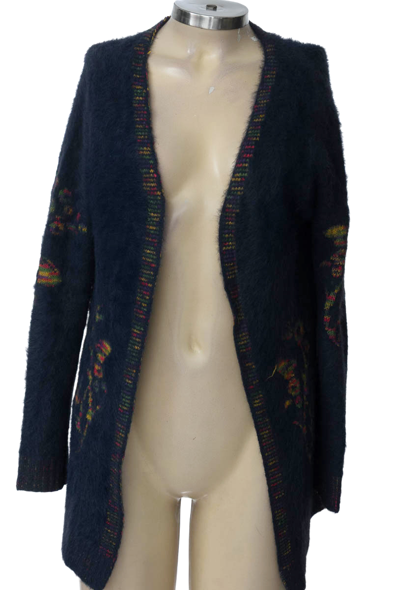 Sweater color Azul - Closeando