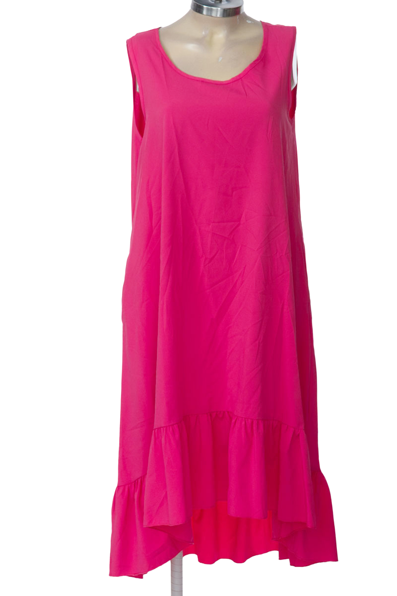 Vestido / Enterizo color Rosado - Closeando