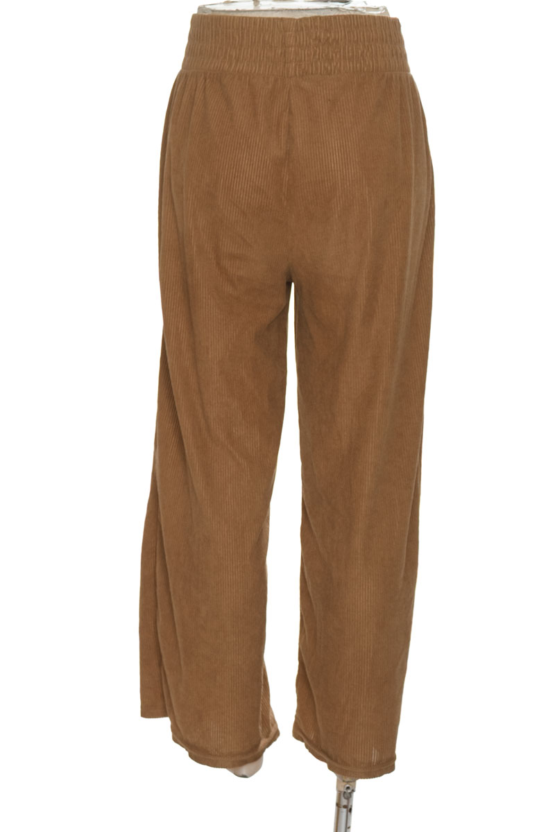 Pantalones color Café - Hermanas