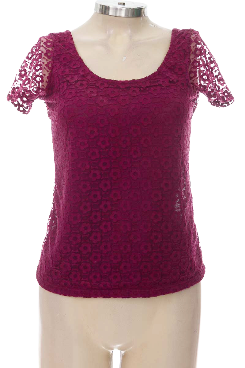 Top / Camiseta color Vinotinto - Koaj