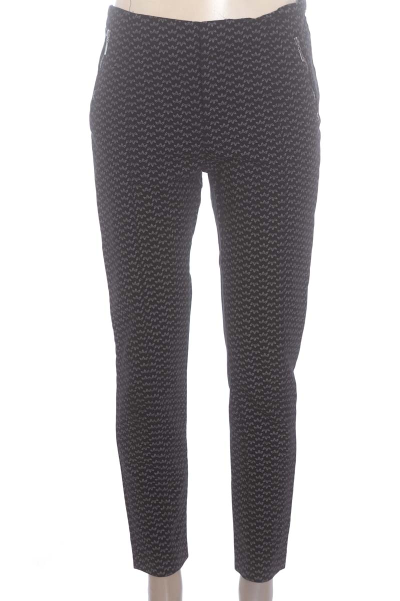 Pantalones color Negro - Closeando