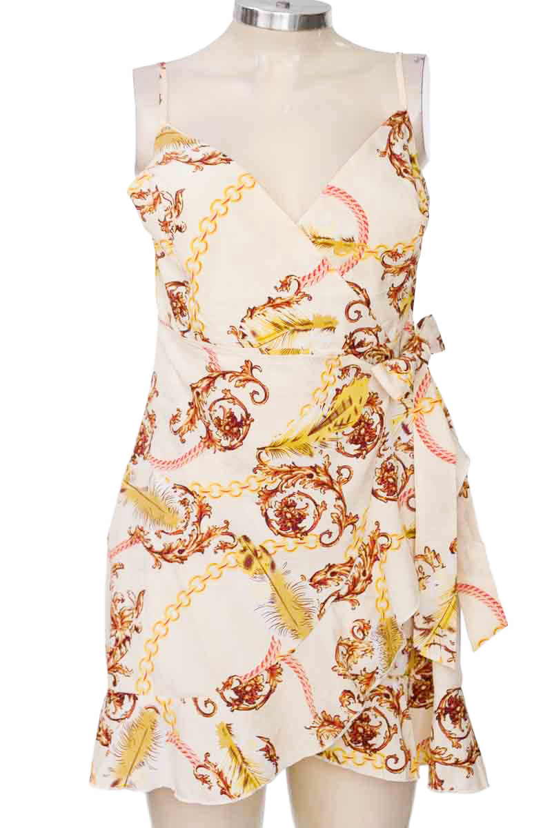 Vestido / Enterizo color Beige - Glamour