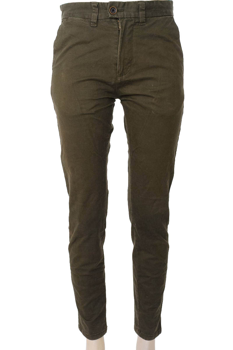 Pantalón color Verde - Pull & Bear