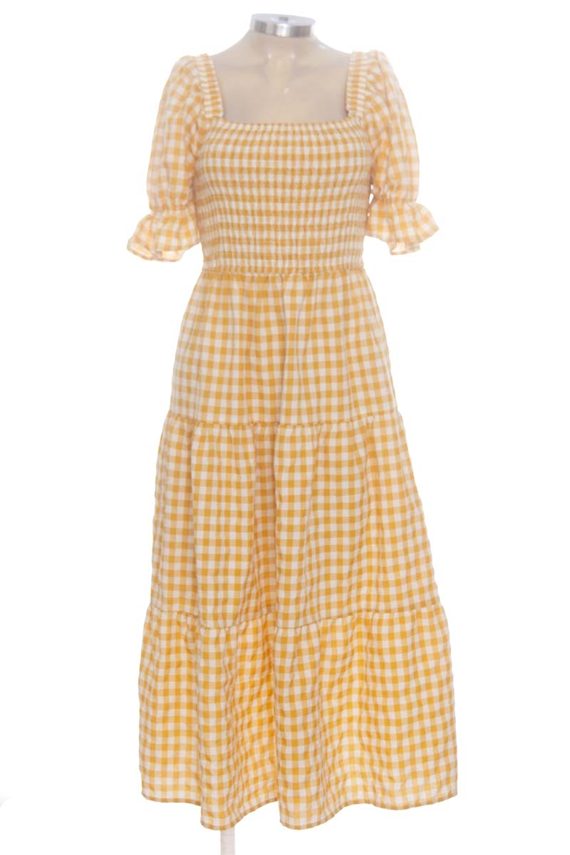 Vestido / Enterizo color Amarillo - Zesica