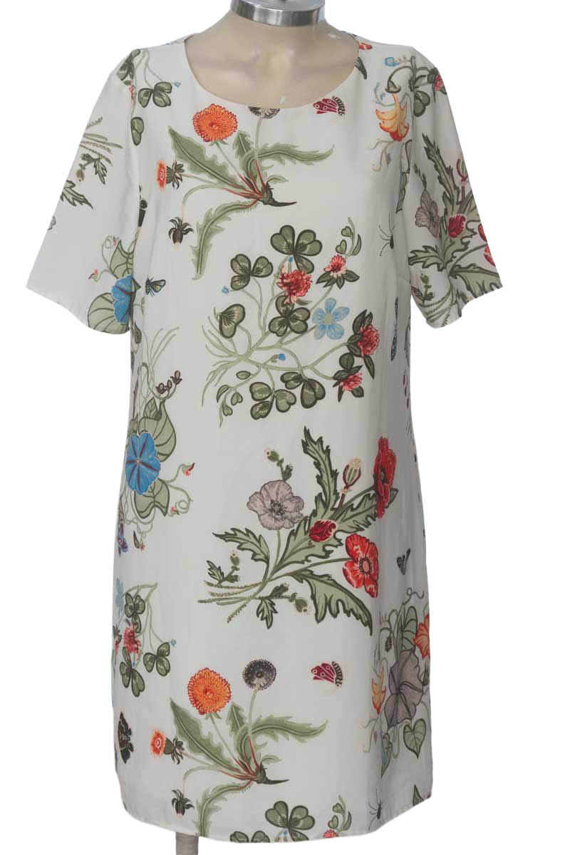 Vestido / Enterizo color Blanco - Revie W