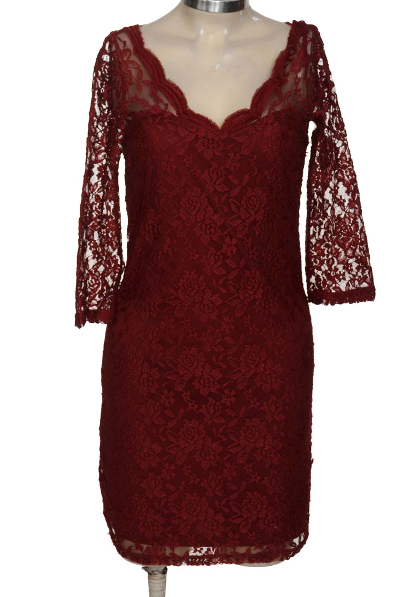Vestido / Enterizo color Vinotinto - Sfera