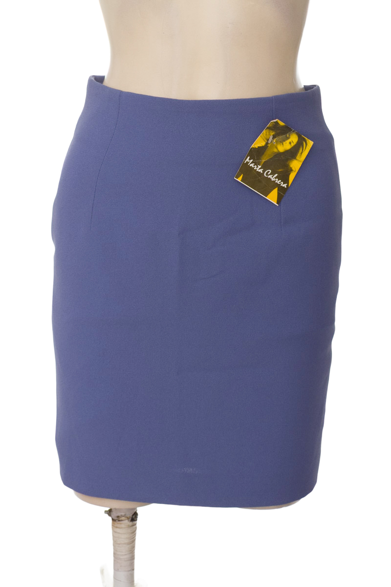 Falda color Azul - Closeando