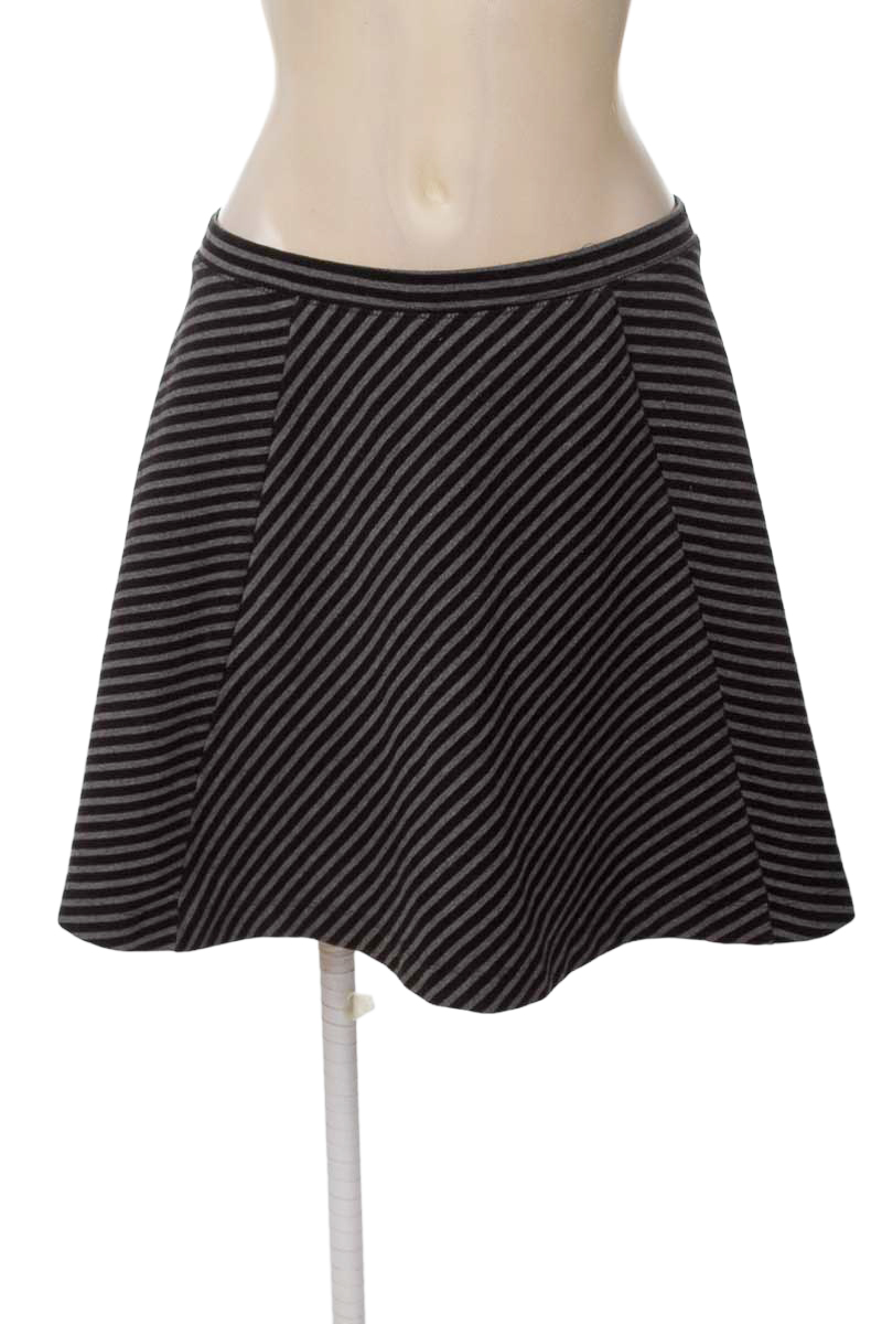 Falda color Gris - PATPRIMO