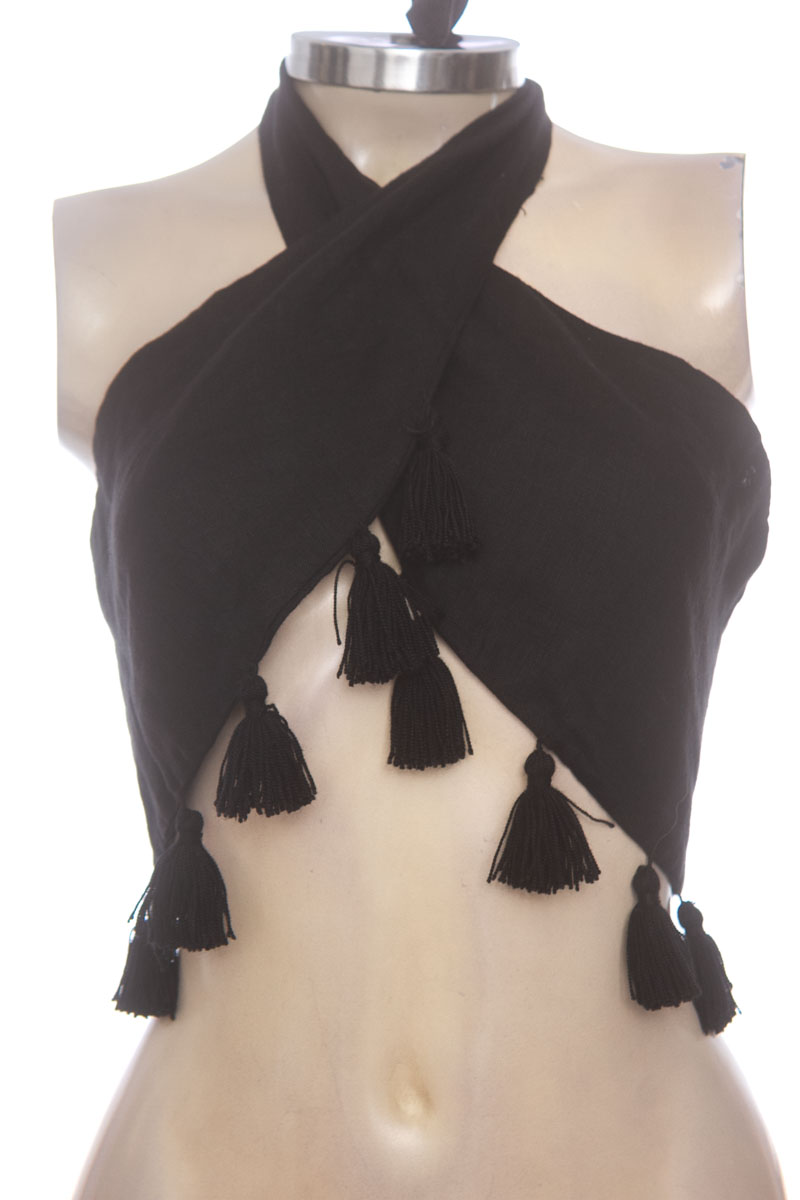 Top / Camiseta color Negro - Waimari