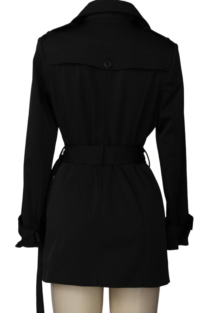Chaqueta / Abrigo color Negro - XUSS