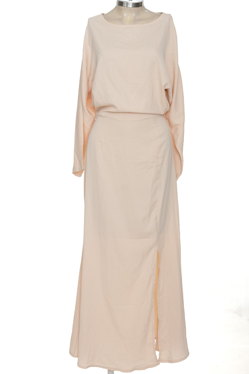 Vestido / Enterizo color Beige - Bonita