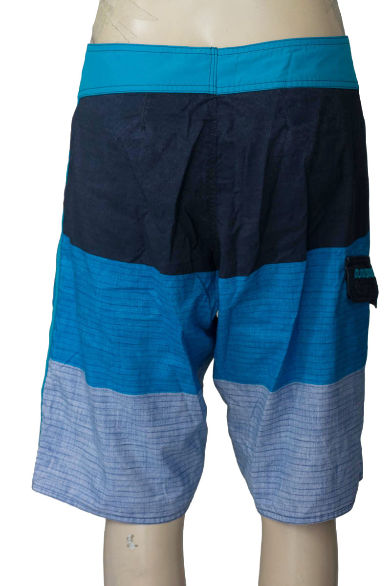 Bermuda - Pantaloneta color Azul - Quiksilver