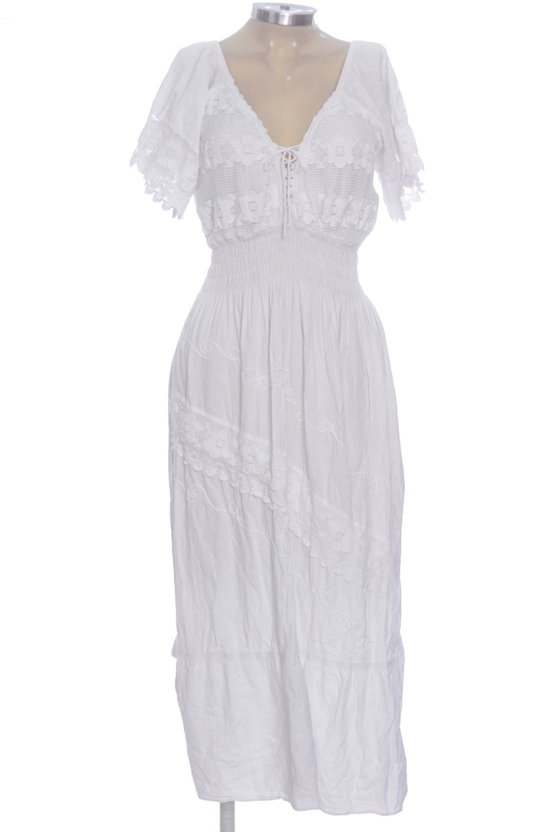 Vestido / Enterizo color Blanco - Closeando