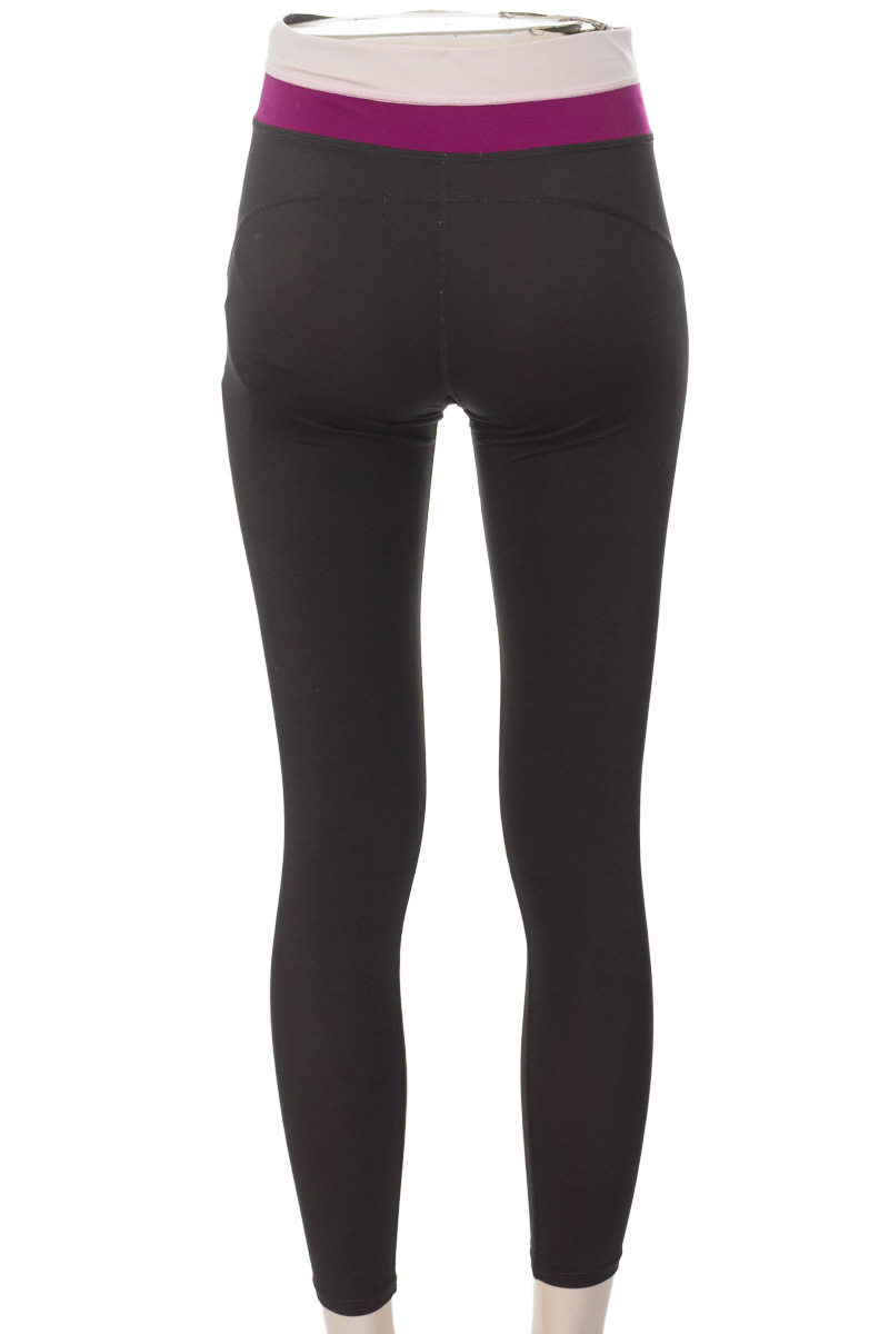 Ropa Deportiva / Salida de Baño color Negro - Facol sport