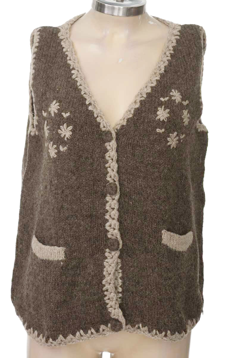 Sweater color Café - Closeando