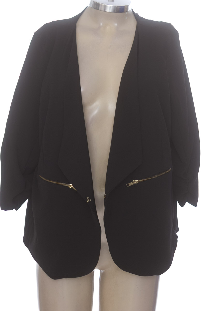 Chaqueta / Abrigo color Negro - Closeando