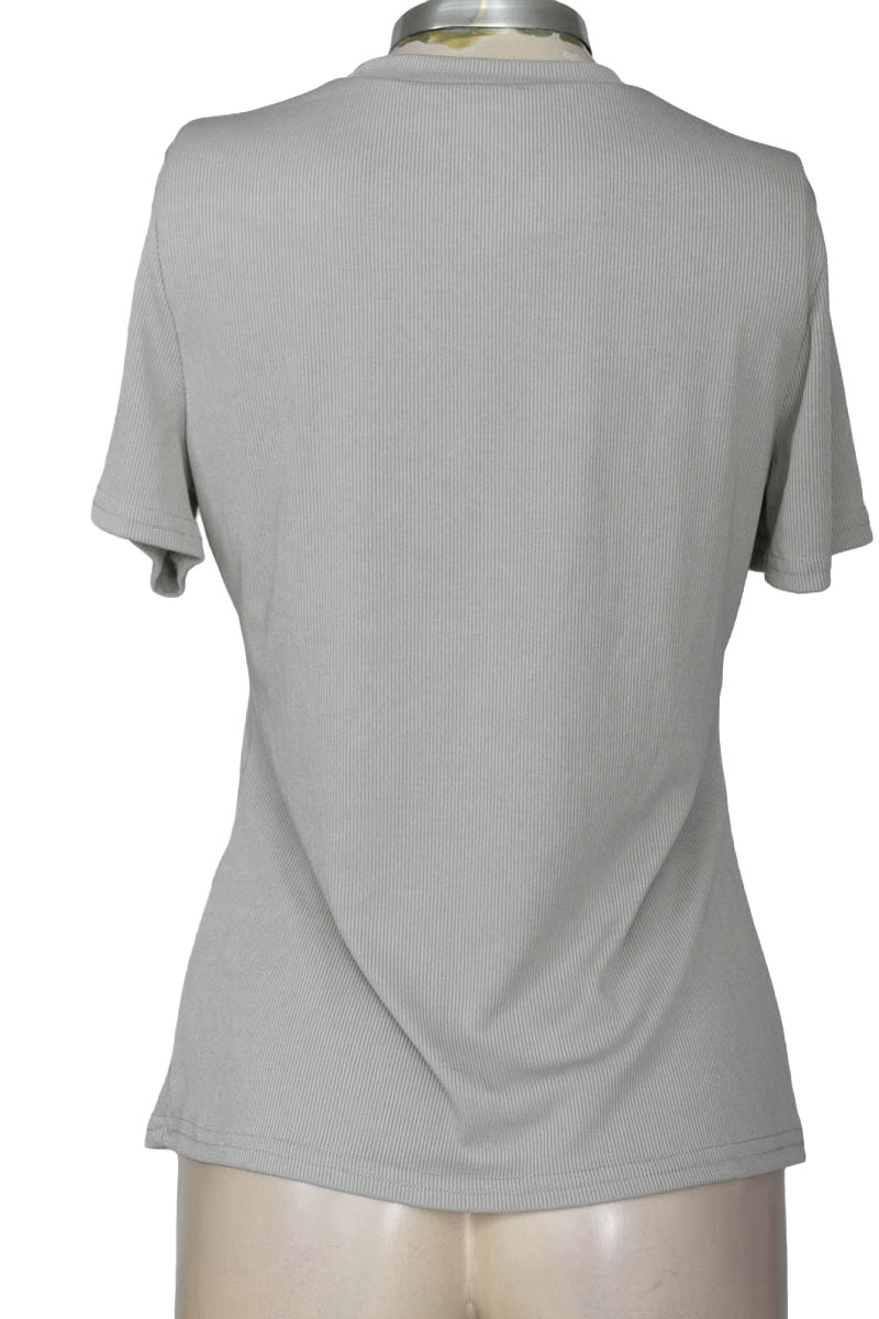Top / Camiseta color Gris - Closeando