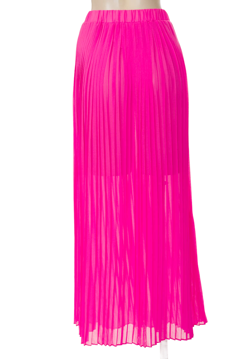 Falda color Fucsia - Closeando