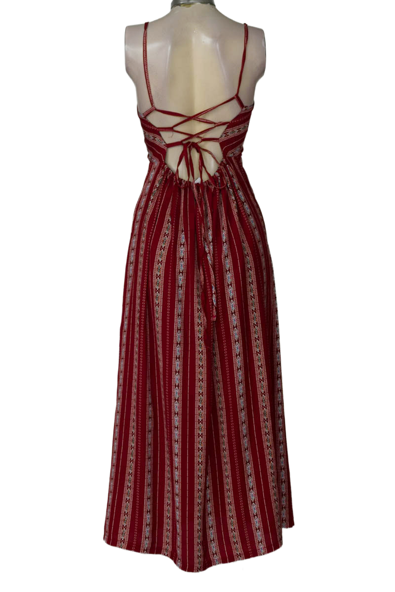 Vestido / Enterizo color Rojo - Closeando