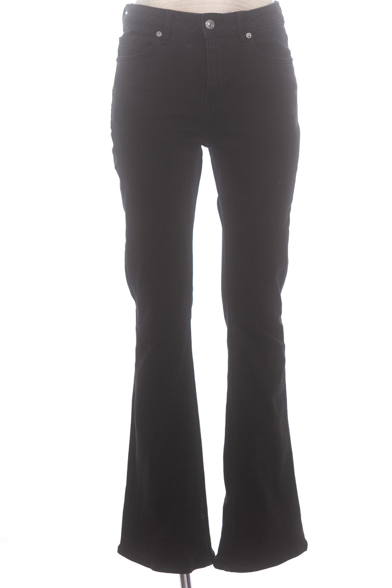 Pantalones color Negro - MNG