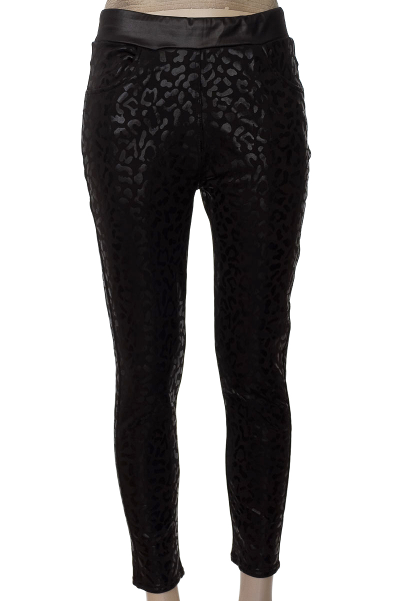 Pantalones color Negro - Closeando