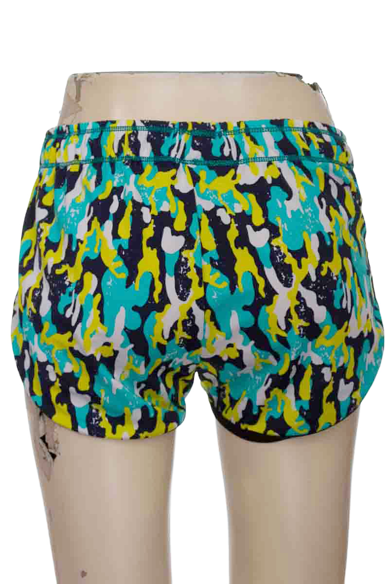 Short color Estampado - Closeando
