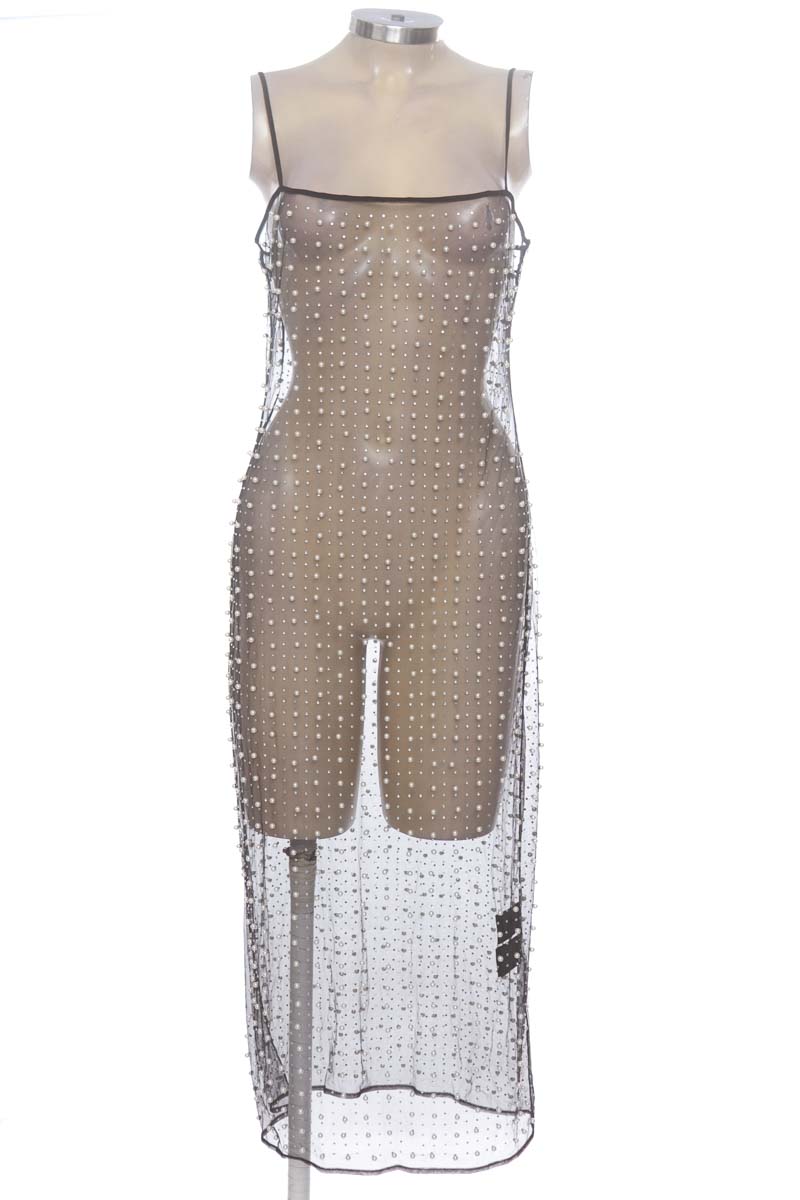 Vestido / Enterizo color Negro - Divided