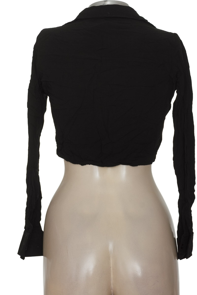 Blusa color Negro - Closeando