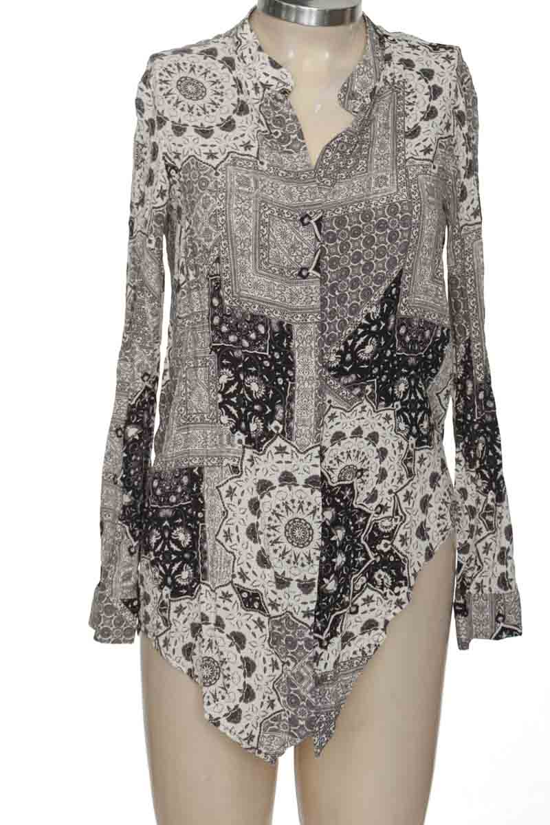 Blusa color Estampado - Zara