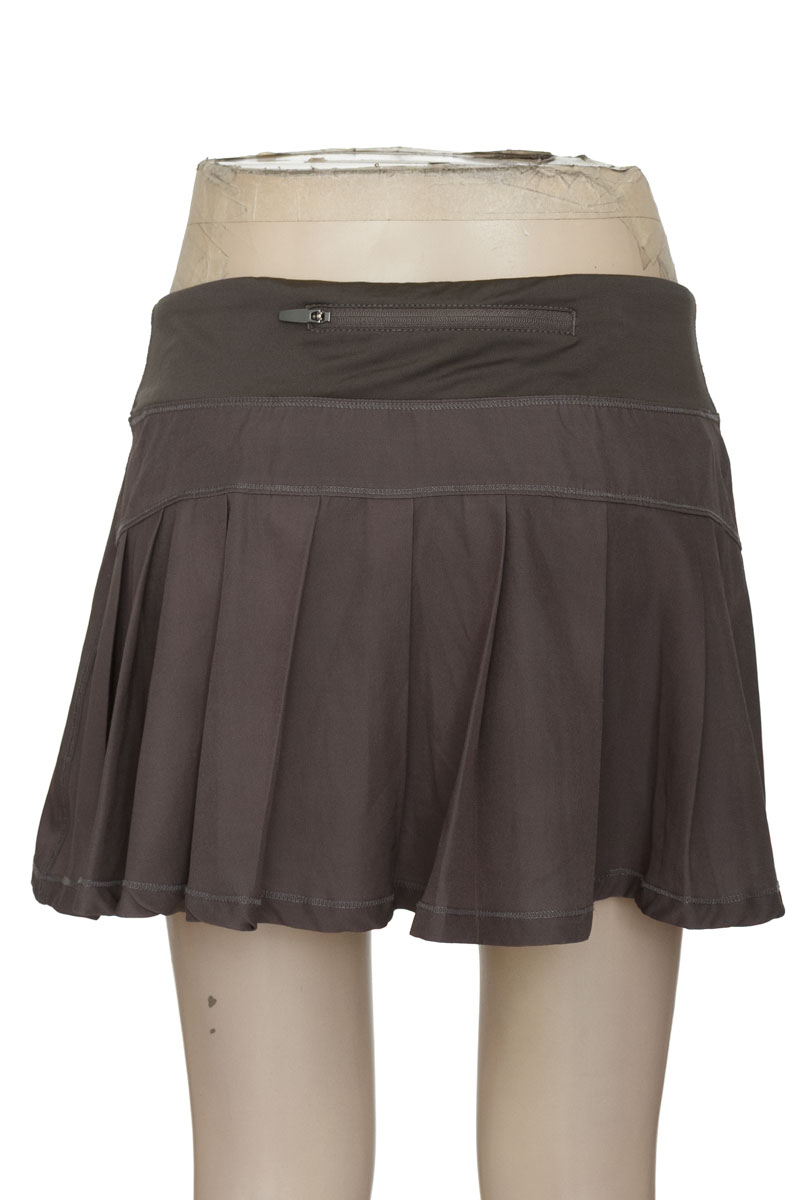 Ropa Deportiva / Salida de Baño color Gris - Closeando