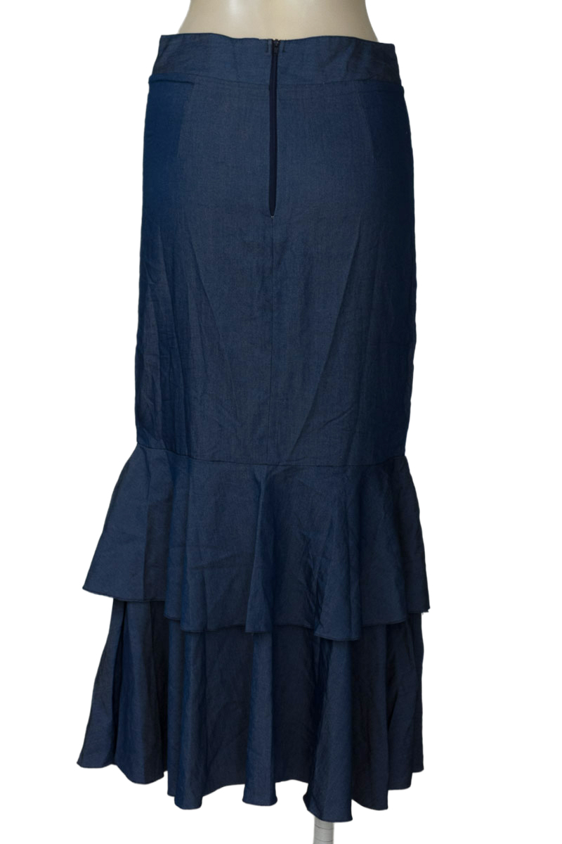 Falda color Azul - Closeando