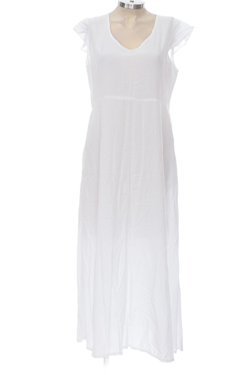 Vestido / Enterizo color Blanco - Closeando