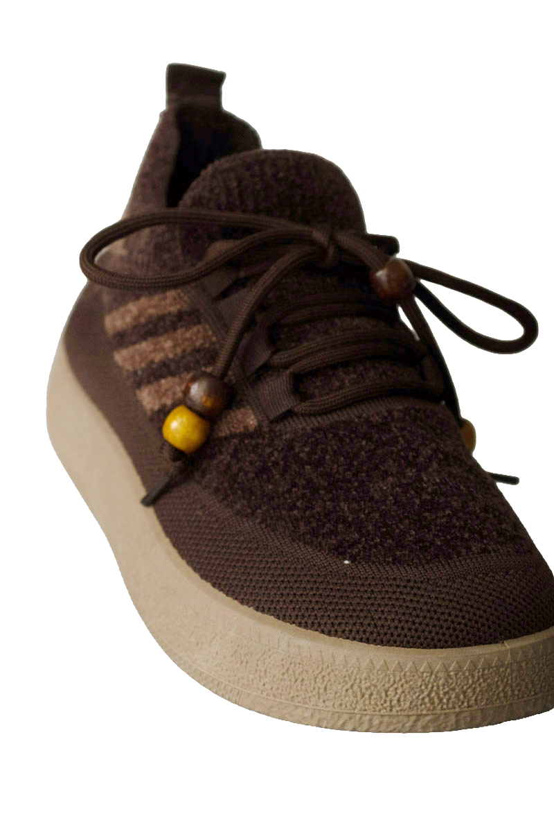 Zapatos color Café - Closeando