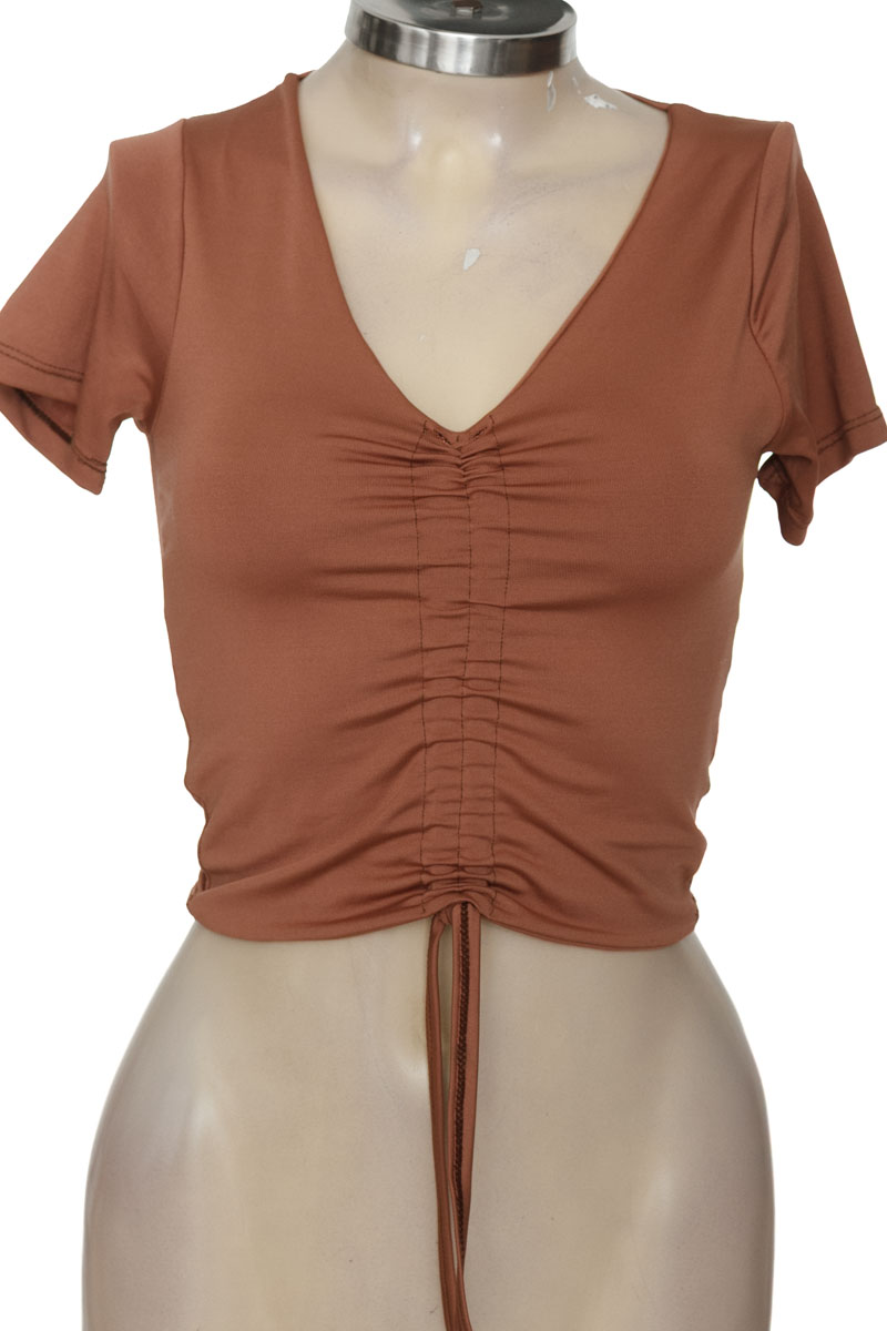 Top / Camiseta color Rosado - Closeando