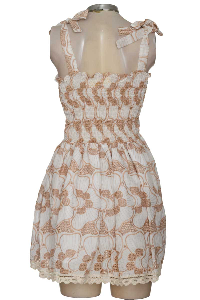 Vestido / Enterizo color Blanco - Closeando