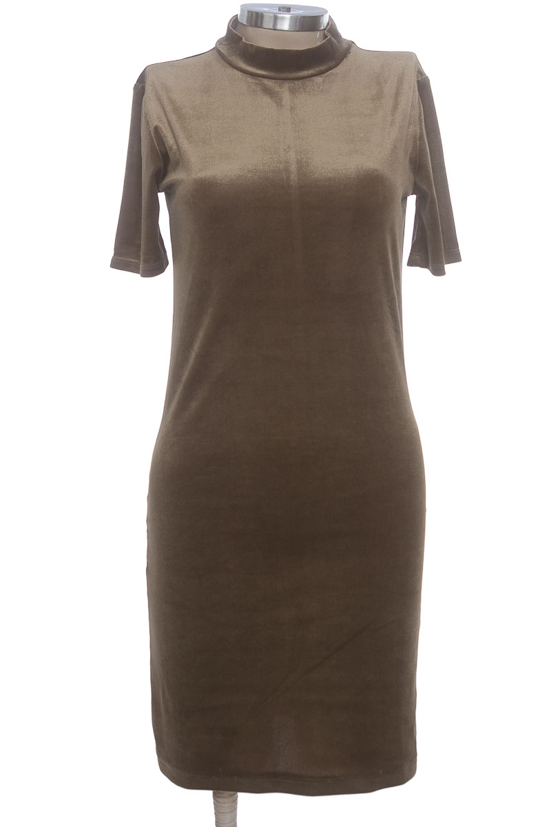 Vestido / Enterizo color Verde - Closeando