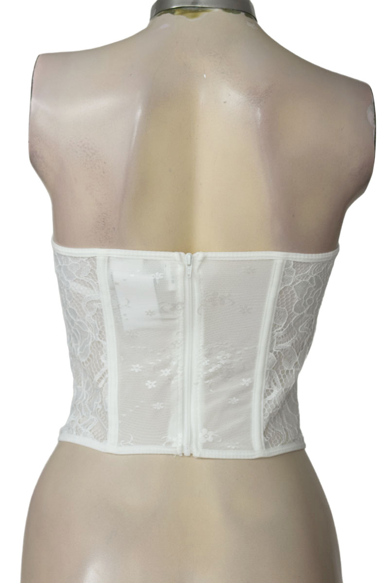 Top / Camiseta color Blanco - Closeando