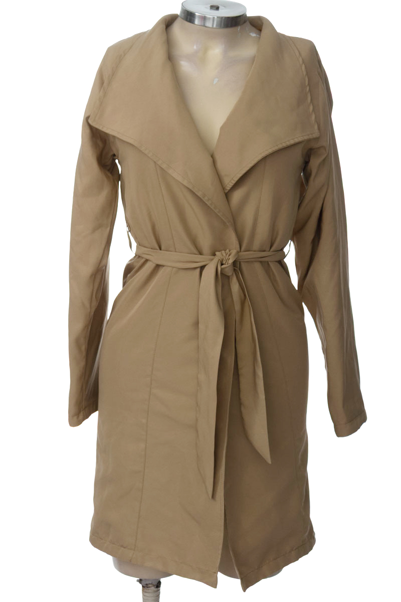 Chaqueta / Abrigo color Beige - Closeando