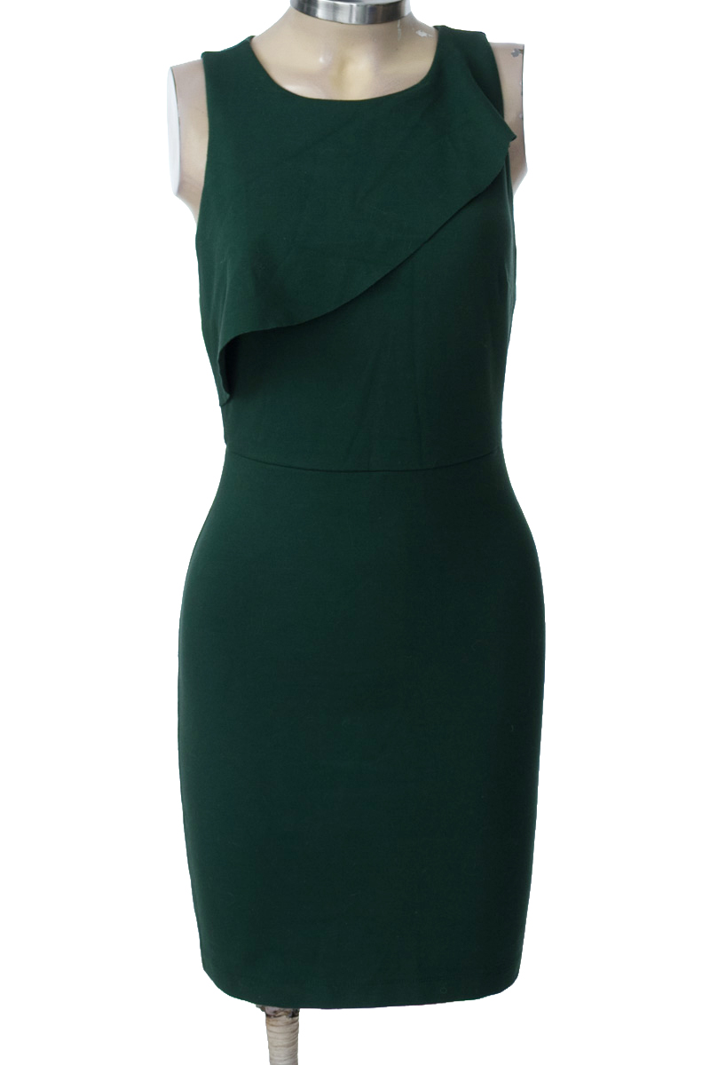 Vestido / Enterizo color Verde - Zara